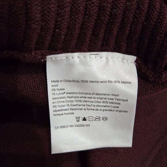 Lululemon Sit In Lotus Wrap II Size 4 - Picture 8 of 8